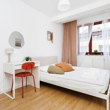 Pretty 4 Bedroom Apartment X Parking Spot X City Center - By Upstairs Krakow Exterior photo