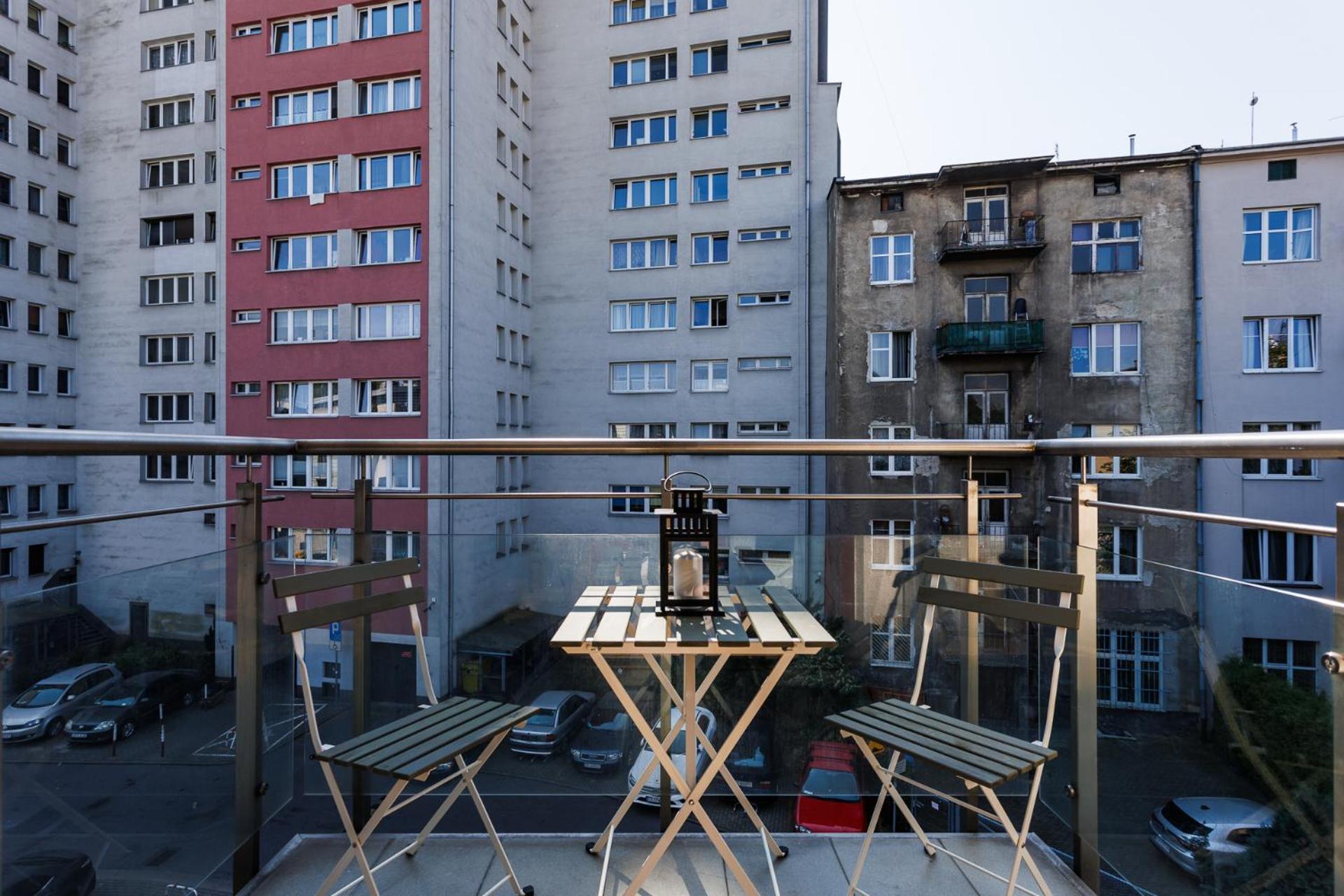 Apartment Pretty 4 Bedroom X Parking Spot X Center - By Upstairs Krakow